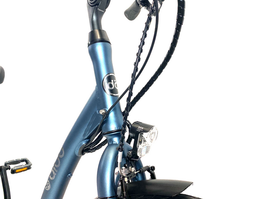 Kwadie aldo e-bike lage instap 28 - 46 cm. 7gvl - 9.0 ah 324wh led display 20 km h mystery blue mat