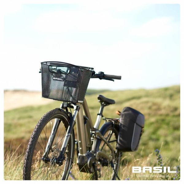 Load image into Gallery viewer, Basil Miles fietsrugzak - Multifunctionele grijze fietstas voor dames heren - 17L - Hook-On systeem
