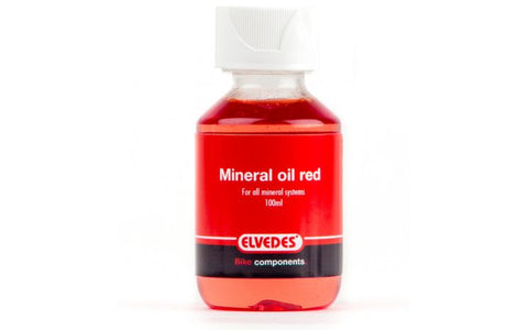 Olie Elvedes rood mineraal vloeistof