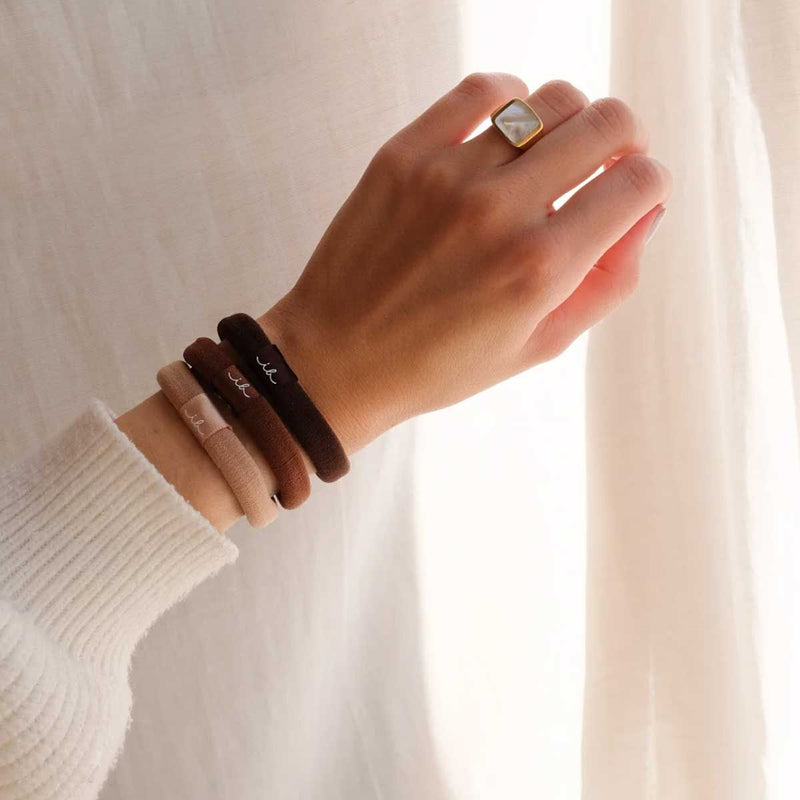 Load image into Gallery viewer, Invisibobble hair tie mocha 5st.
