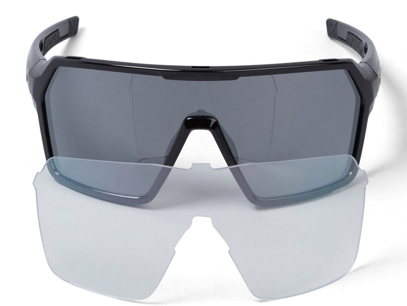 ギャラリービューアに画像をロードする, Endura singletrack set - sportbrille

