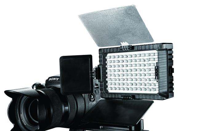 Load image into Gallery viewer, Falcon Eyes LED Lamp Set Dimbaar DV-96V-K2 incl. Accu
