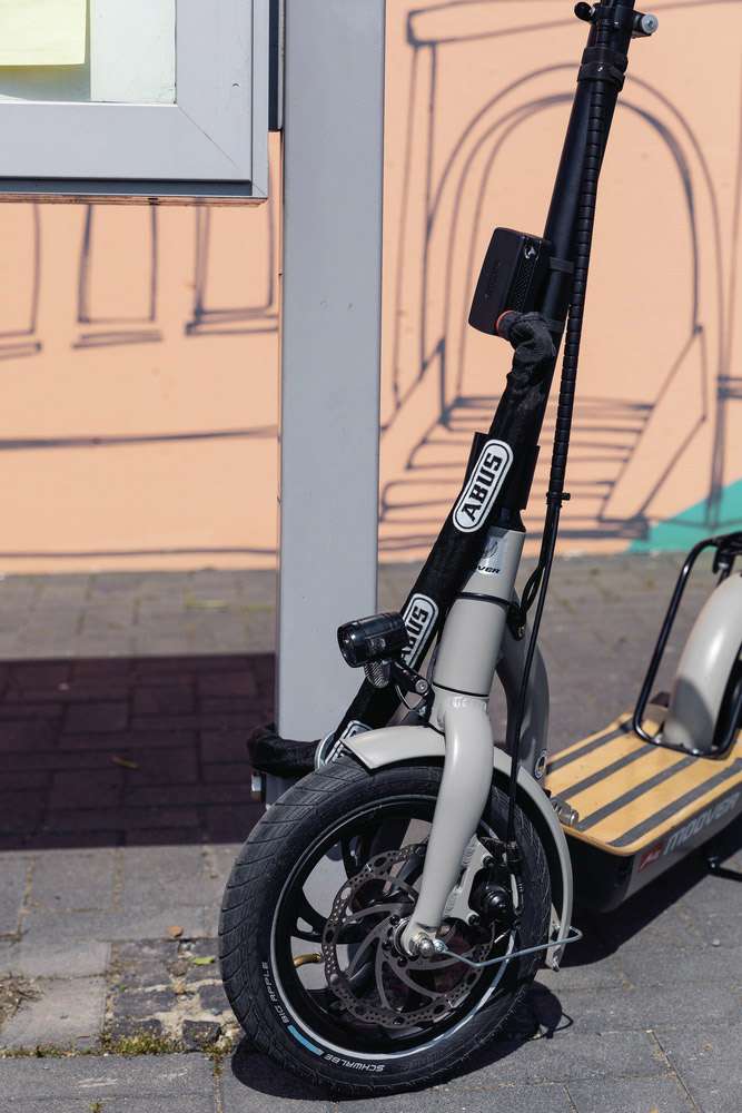 Load image into Gallery viewer, Abus Alarmbox 2.0 Zwart 100m - Fietsketting
