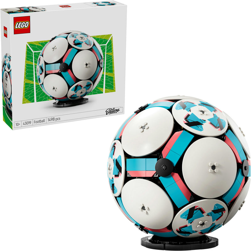 Laden Sie das Bild in Galerie -Viewer, Lego editions voetbal - 3d-display bouwpakket met mini-stadion - verjaardagscadeau voor jongens, meisjes en voetbalfans vanaf 10 jaar - 43019
