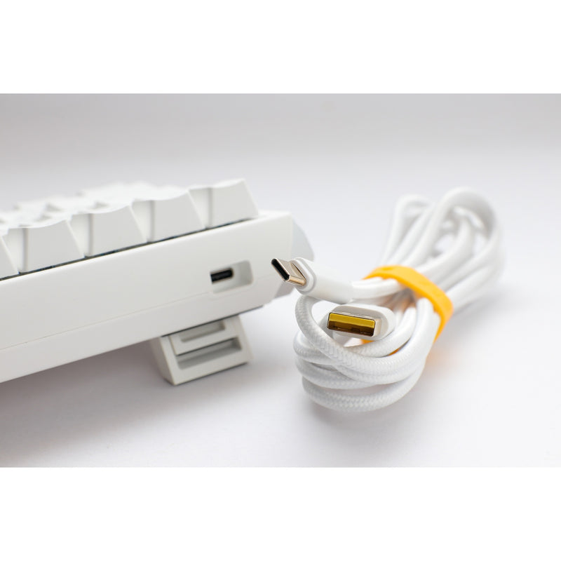 Load image into Gallery viewer, Ducky one 3 classic pure white mini rgb mechanisch toetsenbord (wit, us lay-out (qwerty), cherry mx red, 60%, rgb led, double-shot pbt, hot-swappable, quack mechanics)
