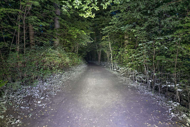 Load image into Gallery viewer, Sigma koplamp Buster 1100 LED helmhouder -Li-ion accu USB
