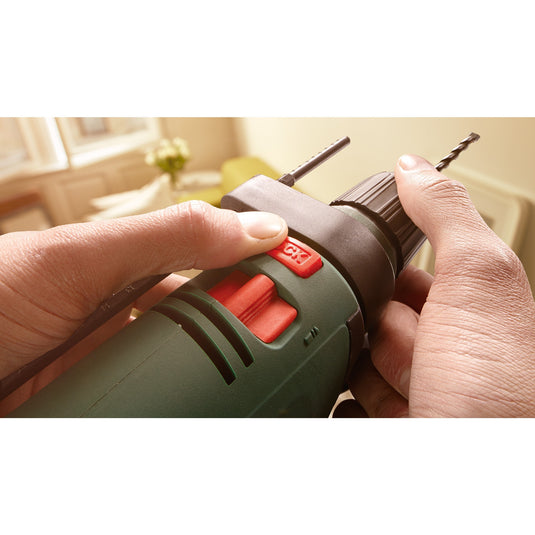 Bosch easyimpact 600 klopboormachine (groen zwart, koffer inbegrepen)