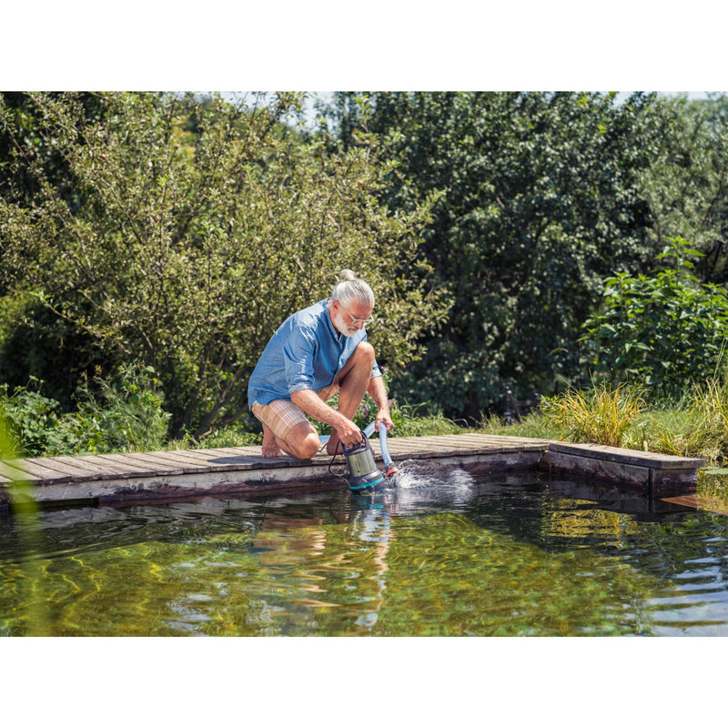 Load image into Gallery viewer, Gardena vuilwaterpomp 20000 aquasensor dompel- en drukpompen (zwart roestvrij staal, 9044-20)
