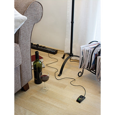 Brennenstuhl primera-tec comfort switch plus 19.500a stekkerdoos met overspanningsbeveiliging 7-voudig zwart 2m h05vv-f 3g1,5 2 permanent, 5 schakelbaar