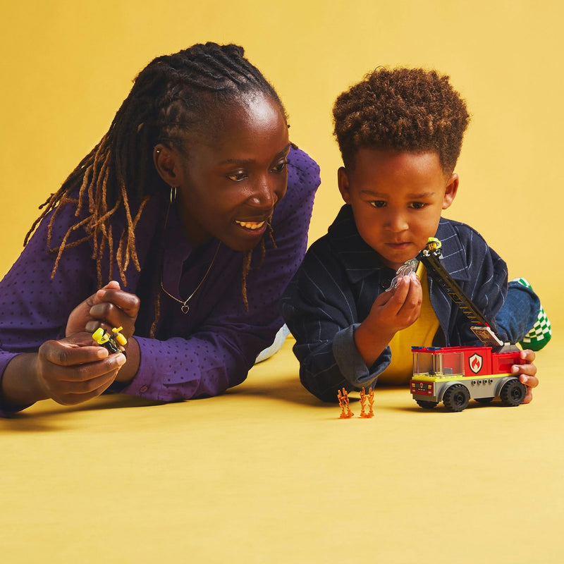 Afbeelding laden in galerijviewer, Lego city brandweerauto cadeau voor kinderen - 60463
