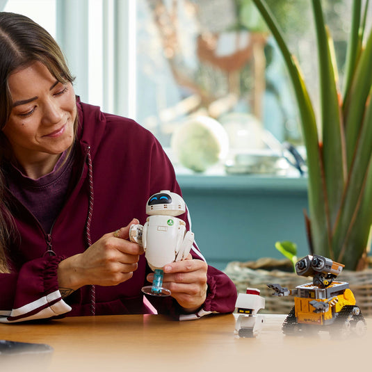 Lego disney 43279 pixar wall-e en eve