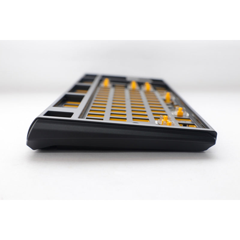 Load image into Gallery viewer, Ducky one 3 tkl ansi layout barebone rgb mechanisch toetsenbord (zwart, us lay-out (qwerty), 80% (tkl), rgb leds, hot swap, barebone)
