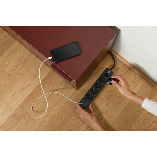 Brennenstuhl ecolor 4-voudige stekkerdoos met 2 usb-laadaansluitingen stekkerdoos (zwart, 2x usb-c)