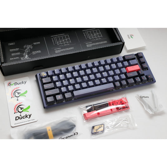 Ducky one 3 cosmic blue sf rgb mechanisch toetsenbord (donkerblauw, us lay-out (qwerty), cherry mx red, 65%, rgb leds, double-shot pbt, hot-swappable, quack mechanics)