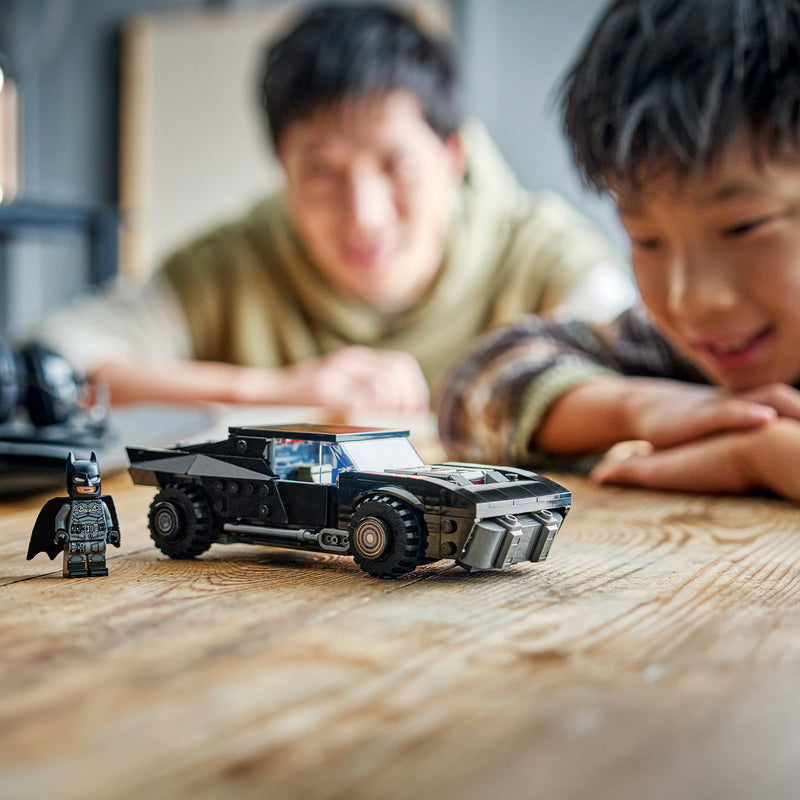 Cargue la imagen en el visor de la galería, Lego super heroes 76332 the batman batmobile
