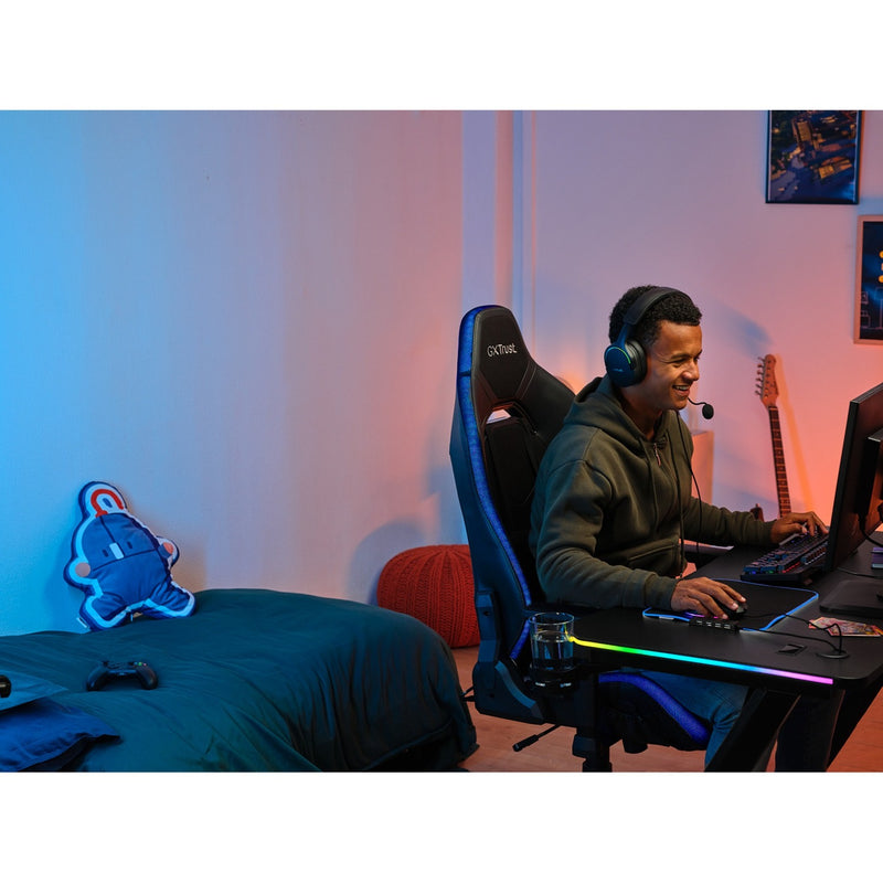 Load image into Gallery viewer, Trust gxt 709 luminus rgb-gamingbureau gaming desk (zwart)
