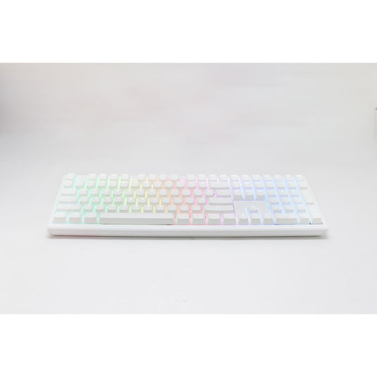 Ducky zero 6108 pure white rgb mechanisch gaming toetsenbord (wit, us lay-out (qwerty), cherry mx2a speed silver, 100%, rgb leds, double-shot pbt, hot swap, 2.4ghz | bluetooth | usb-c)