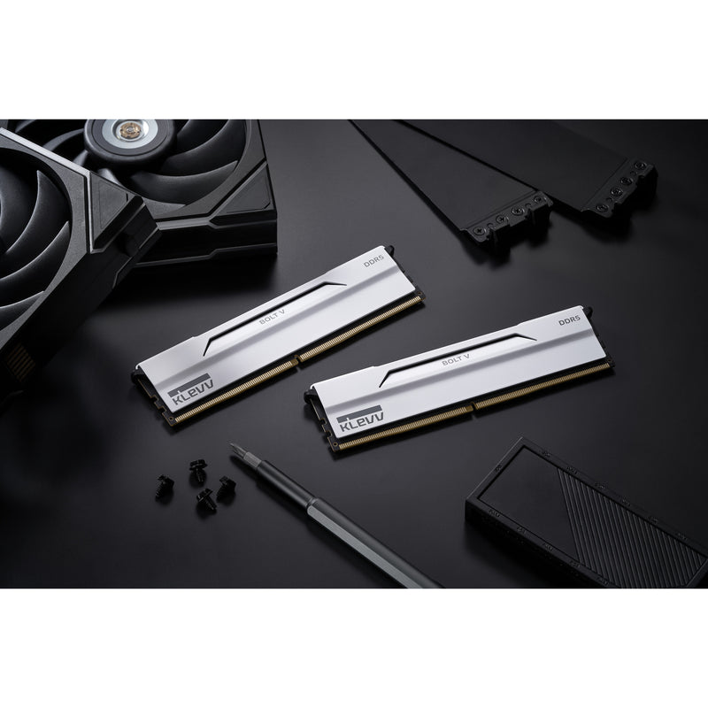 Load image into Gallery viewer, Klevv bolt v 32 gb ddr5-6000 (2x 16 gb) werkgeheugen (wit, kd5agu880-60a300i, xmp 3.0, expo)
