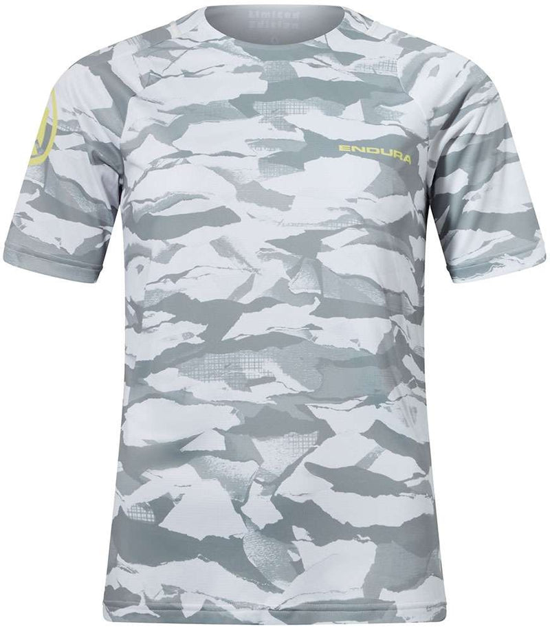 Load image into Gallery viewer, Endura mountain camo - women's mtb jersey
