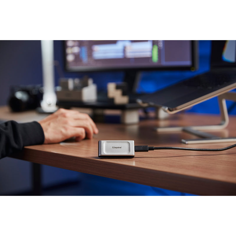Load image into Gallery viewer, Kingston Kingston XS2000 Portable 4 TB

