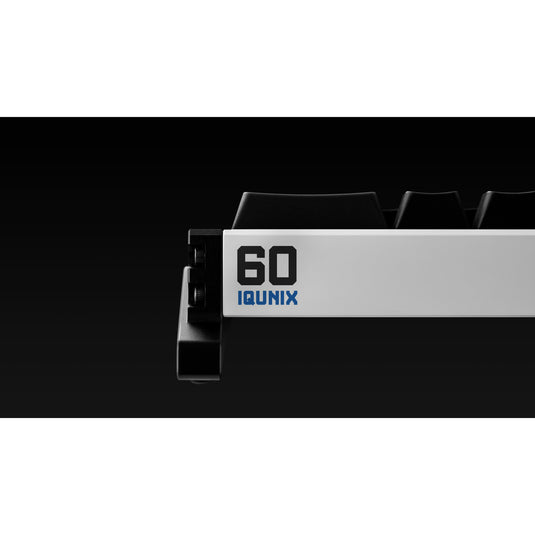 Iqunix ez60 magnetic switch gaming he keyboard (zwart, us lay-out (qwerty), gateron magnetic jade gaming, 60%, rgb, double shot pbt keycaps)