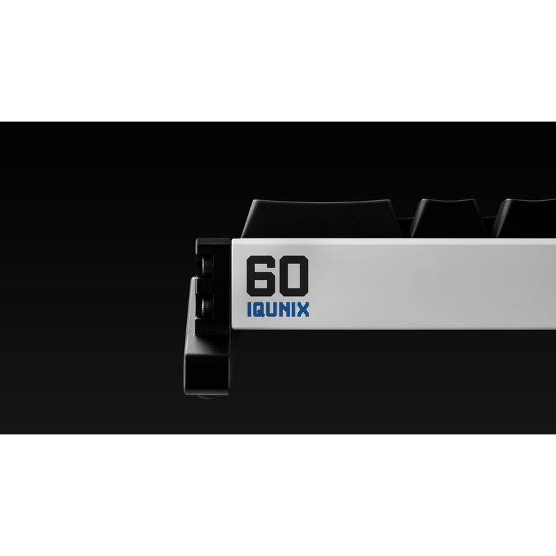 Load image into Gallery viewer, Iqunix ez60 magnetic switch gaming he keyboard, gaming toetsenbord (zwart blauw, us lay-out, us-international, gateron magnetic jade pro, 60%, rgb, double shot pbt keycaps)
