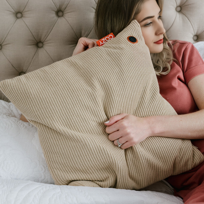 Load image into Gallery viewer, Cozy una knitted 45 x 45 cm draadloos warmtekussen (lichtbeige, powerbank 5000 mah)
