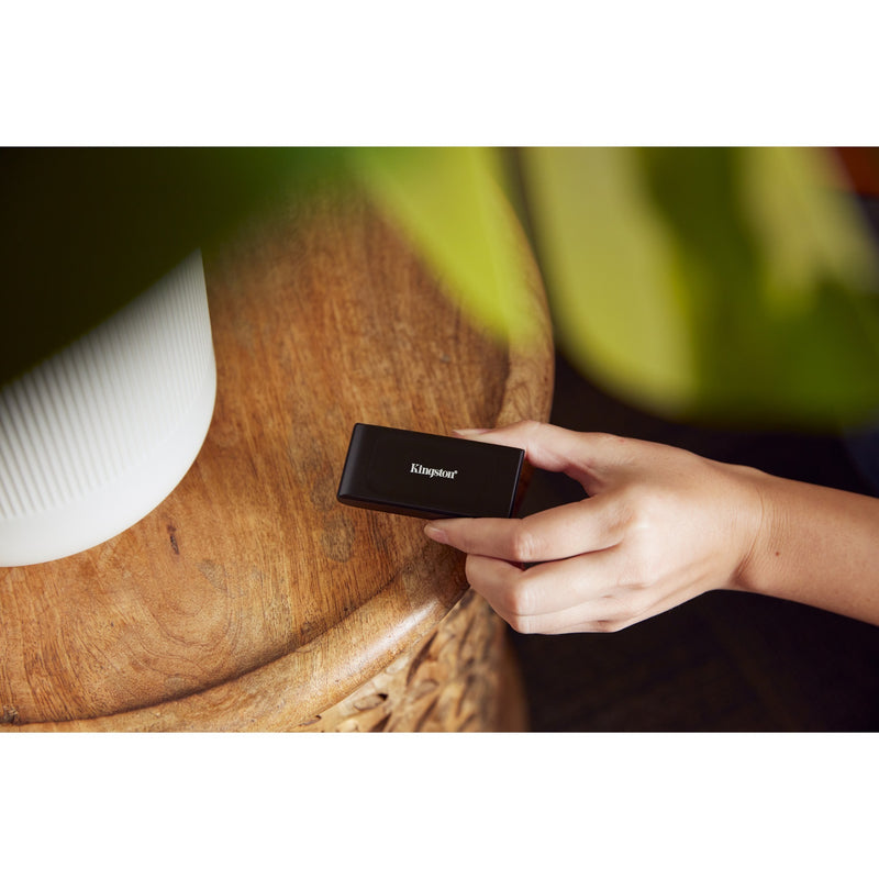 Load image into Gallery viewer, Kingston xs1000 portable 1 tb externe ssd (zwart, sxs1000 1000g, usb-a 3.2 (10 gbit s))
