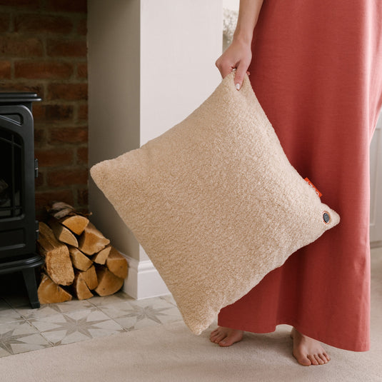 Cozy una woolly 45 x 45 cm draadloos warmtekussen (lichtbeige, powerbank 5000 mah)