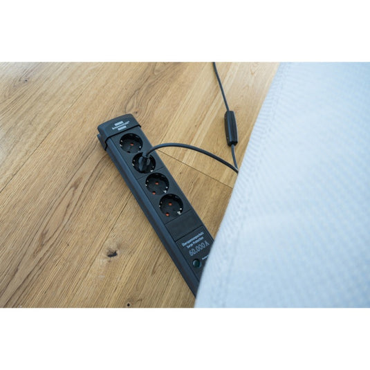 Brennenstuhl premium-line stekkerdoos 4-voudig stekkerdoos (zwart, 1,8 meter, 60.000a overspanningsbeveiliging)
