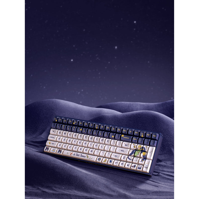 Load image into Gallery viewer, Iqunix f97 starry tryst rgb mechanisch gaming toetsenbord (donkerblauw, us lay-out (qwerty), iqunix little prince, 96%, rgb leds, hot-swappable, pbt, 2.4ghz | bluetooth 5.1 | usb-c)
