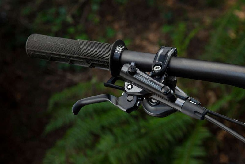 Load image into Gallery viewer, Shimano deore disc remgreep rechts blm6100r zwart
