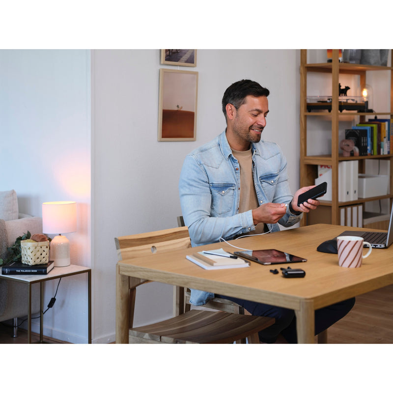 Load image into Gallery viewer, Trust redoh fast 10.000mah powerbank (zwart)
