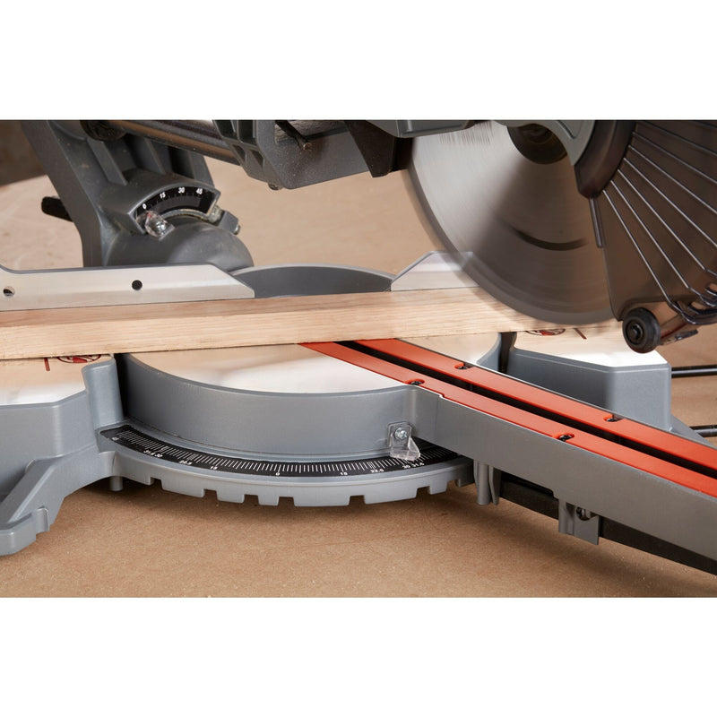 Load image into Gallery viewer, Black+decker 1600w 216mm afkort- en verstekzaag bes700-qs
