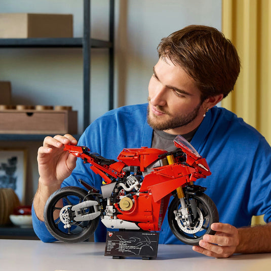 Lego technic - ducati panigale v4 s motor constructiespeelgoed (42202)