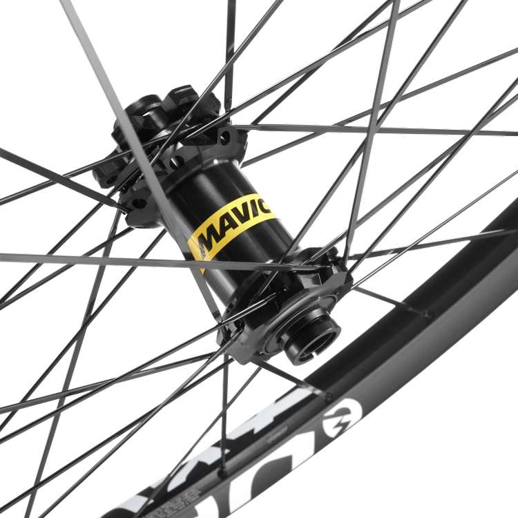Load image into Gallery viewer, Mavic e-deemax 29 disc 6-bolt front wheel
