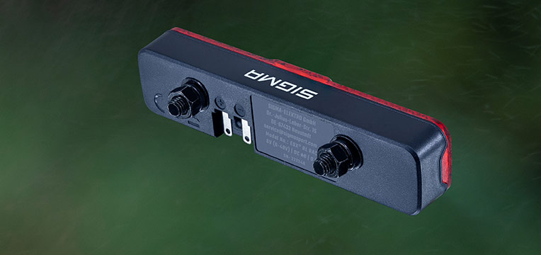 Load image into Gallery viewer, Sigma achterlicht eox rl bagagedrager + remlichtfunctie
