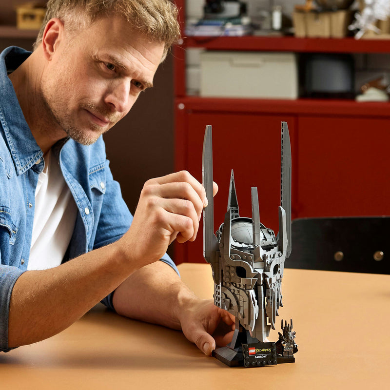 Laden Sie das Bild in Galerie -Viewer, Lego icons 11373 the lord of the rings: de helm van sauron
