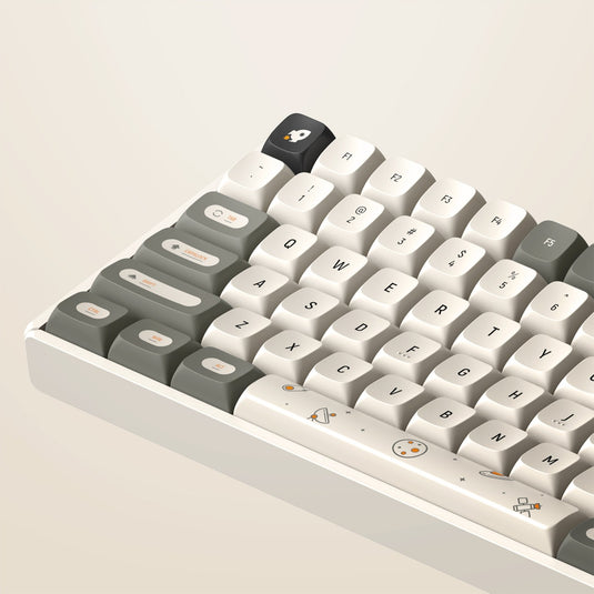 Iqunix f97 hitchhiker wireless mechanical keyboard (grijs, us lay-out (qwerty), cherry mx red, 96%, rgb leds, hot-swappable, pbt, 2.4ghz | bluetooth 5.1 | usb-c)