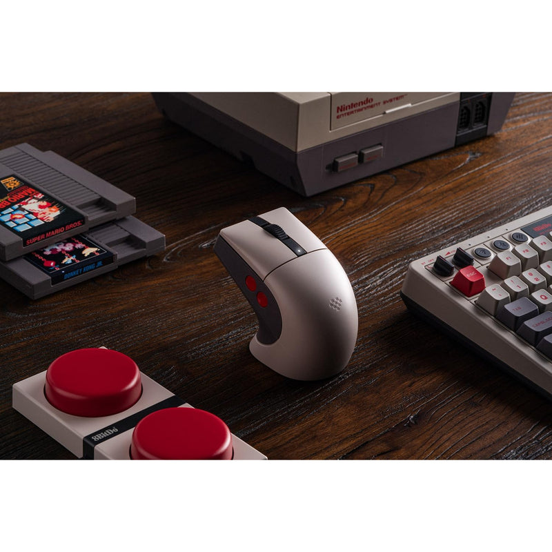 Laden Sie das Bild in Galerie -Viewer, 8bitdo retro r8 mouse - n edition (grijs rood, 50 - 26000 dpi, bluetooth usb-c 2.4 ghz)
