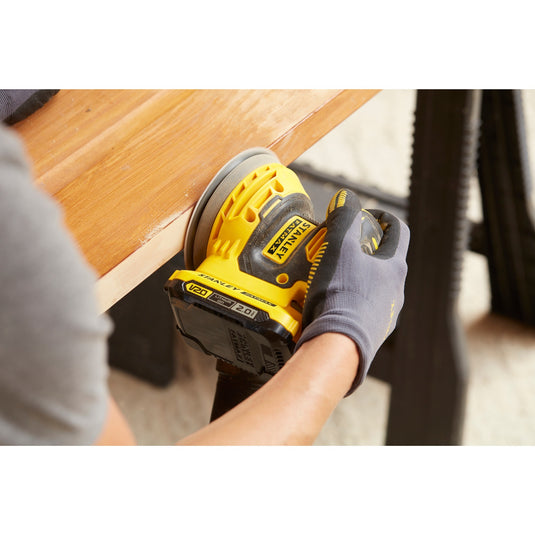 Stanley fatmax v20 18v excentrische schuurmachine (geel zwart, softbag, accu (2.0ah) en oplader (2a) inbegrepen)