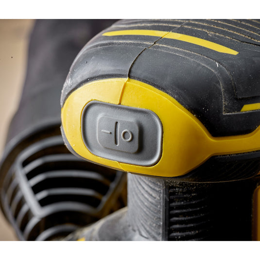 Stanley fatmax v20 18v excentrische schuurmachine (geel zwart, softbag, accu (2.0ah) en oplader (2a) inbegrepen)