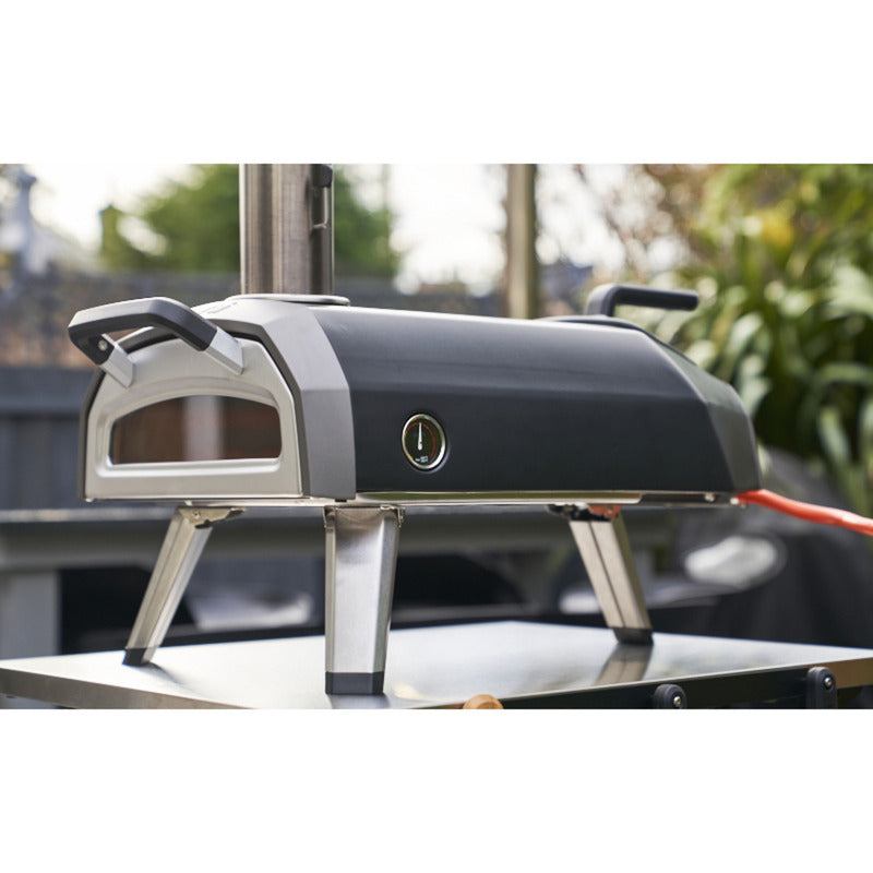 Load image into Gallery viewer, Ooni karu 2 multi-fuel pizza oven pizzaoven (zwart roestvrij staal, 12'' pizza, hout, houtskool en gas)
