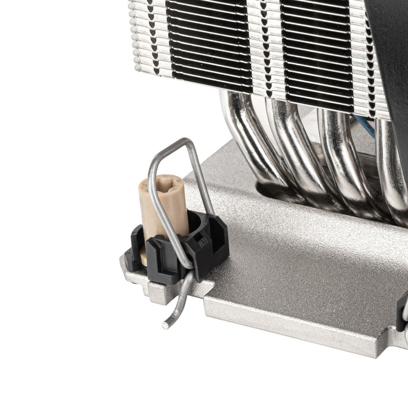 Load image into Gallery viewer, Silverstone sst-xe04-4677vb cpu-koeler (zwart, 4-pins pwm fan-connector)
