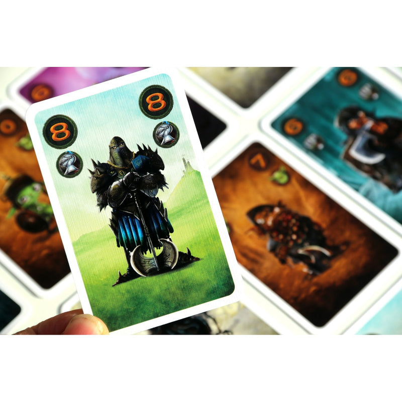Load image into Gallery viewer, White goblin games claim kaartspel (nederlands, 2 spelers, 25 minuten, vanaf 10 jaar)
