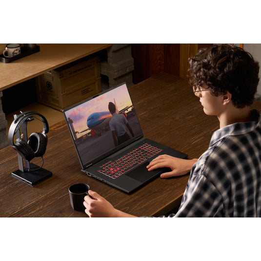 Asus tuf gaming a18 fa808up-s8011w 18 gaming laptop (zwart grijs | r7 260 | rtx 5070 | 16 gb | 1 tb ssd)