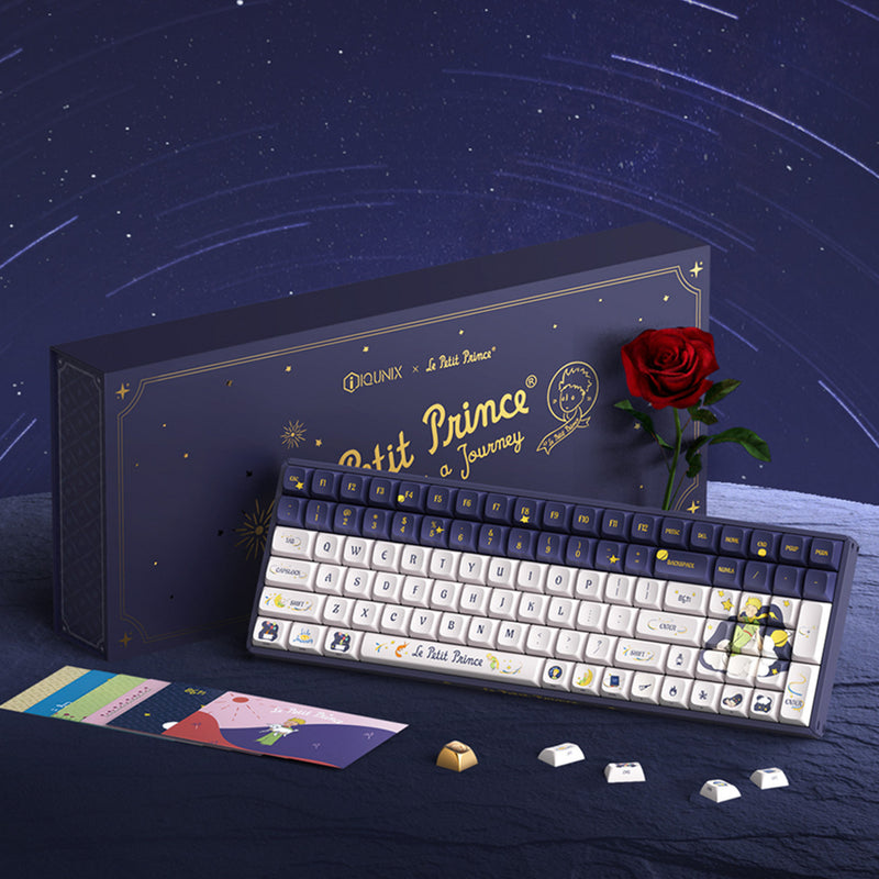 Load image into Gallery viewer, Iqunix f97 starry tryst rgb mechanisch gaming toetsenbord (donkerblauw, us lay-out (qwerty), iqunix little prince, 96%, rgb leds, hot-swappable, pbt, 2.4ghz | bluetooth 5.1 | usb-c)
