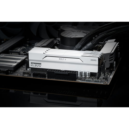 Klevv bolt v 32 gb ddr5-6000 (2x 16 gb) werkgeheugen (wit, kd5agu880-60a300i, xmp 3.0, expo)
