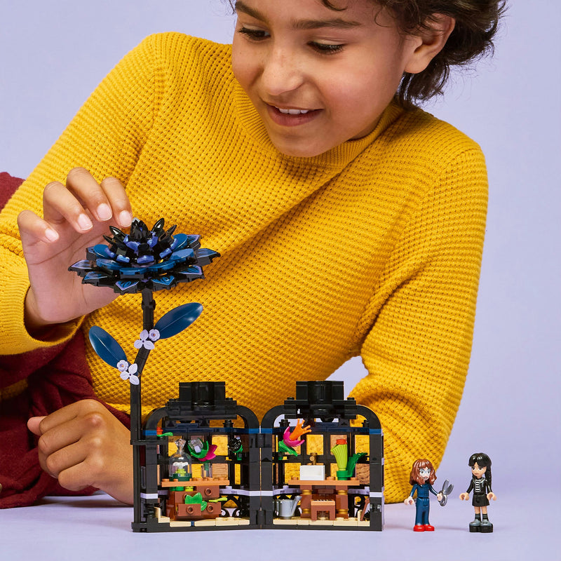 Afbeelding laden in galerijviewer, Lego ® wednesday zwarte dahlia - 76784

