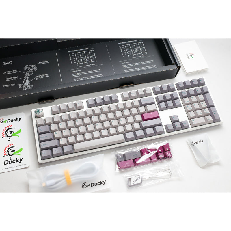 Load image into Gallery viewer, Ducky one 3 mist grey, toetsenbord (lichtgrijs, us lay-out, cherry mx red, rgb led, double-shot pbt, hot-swappable, quack mechanics)
